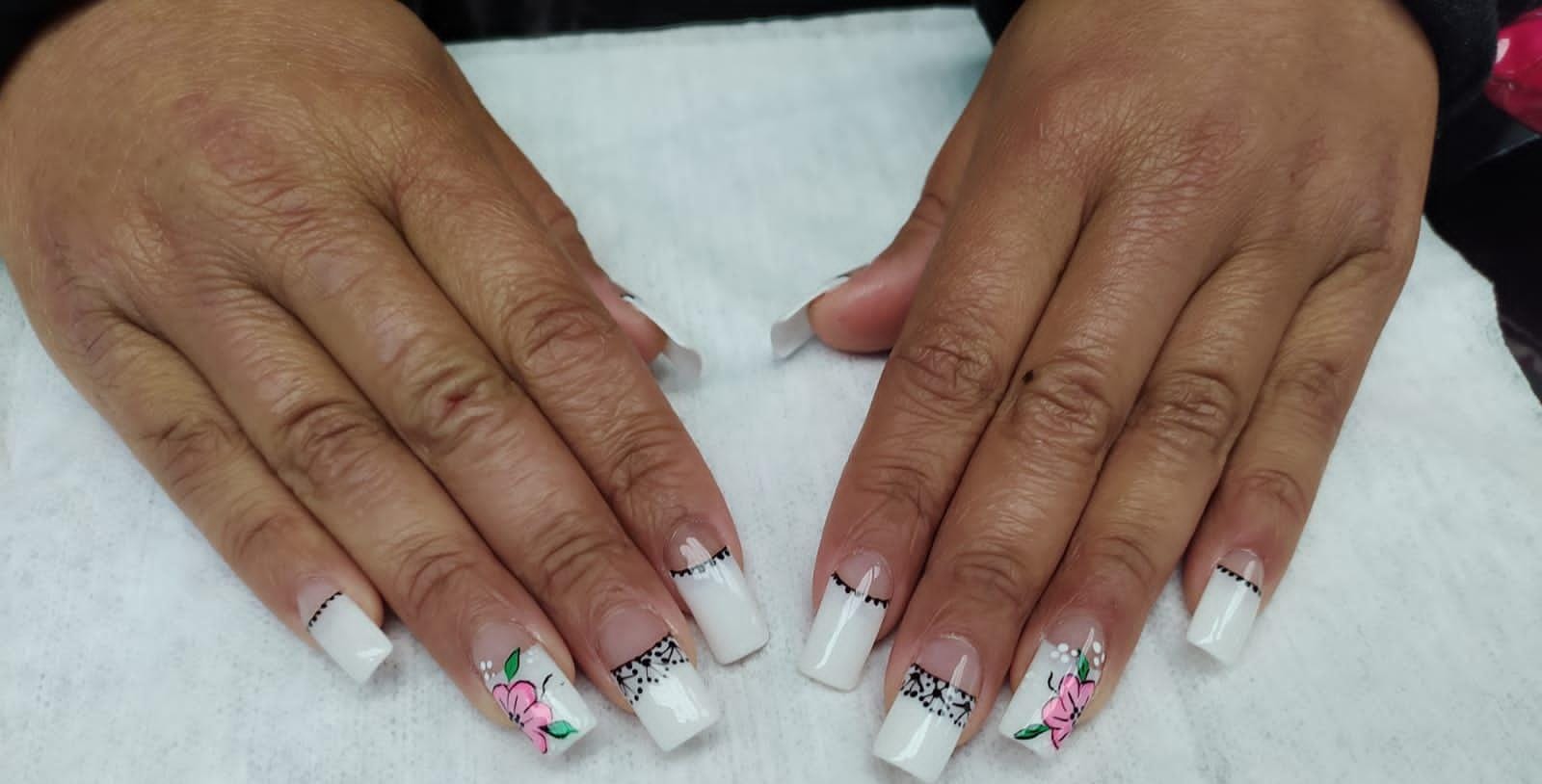 Diseño con glitter - Diana Nails