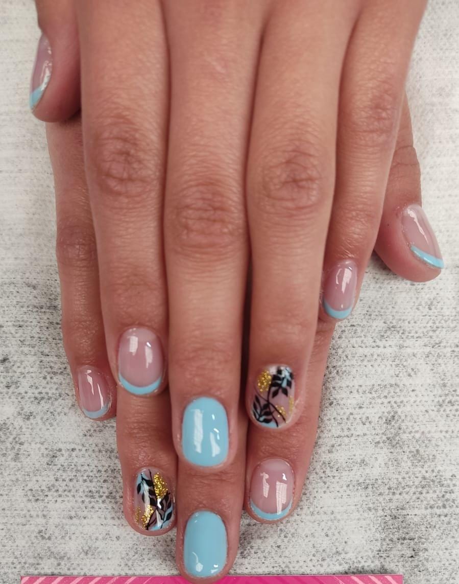 nude con diseño minimalista